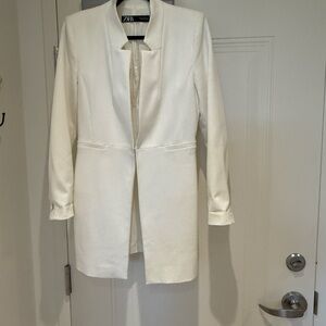 Zara Women's Cream Blazer